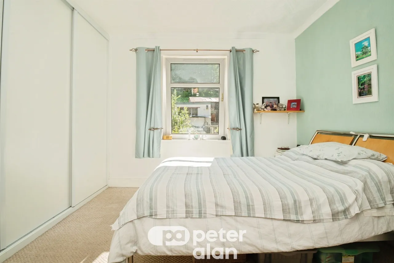 Fairfield Terrace, Pontypool, NP4, photo 9