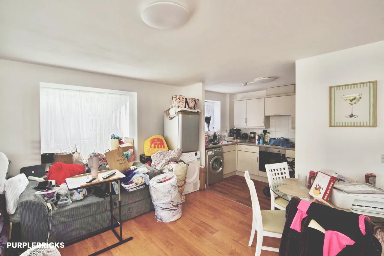 Goresbrook Road, Dagenham, RM9, photo 3