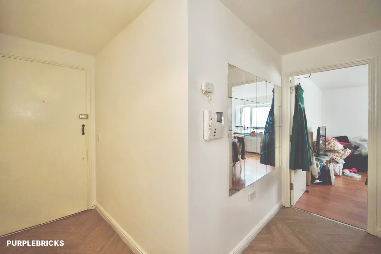 Goresbrook Road, Dagenham, RM9, photo 6