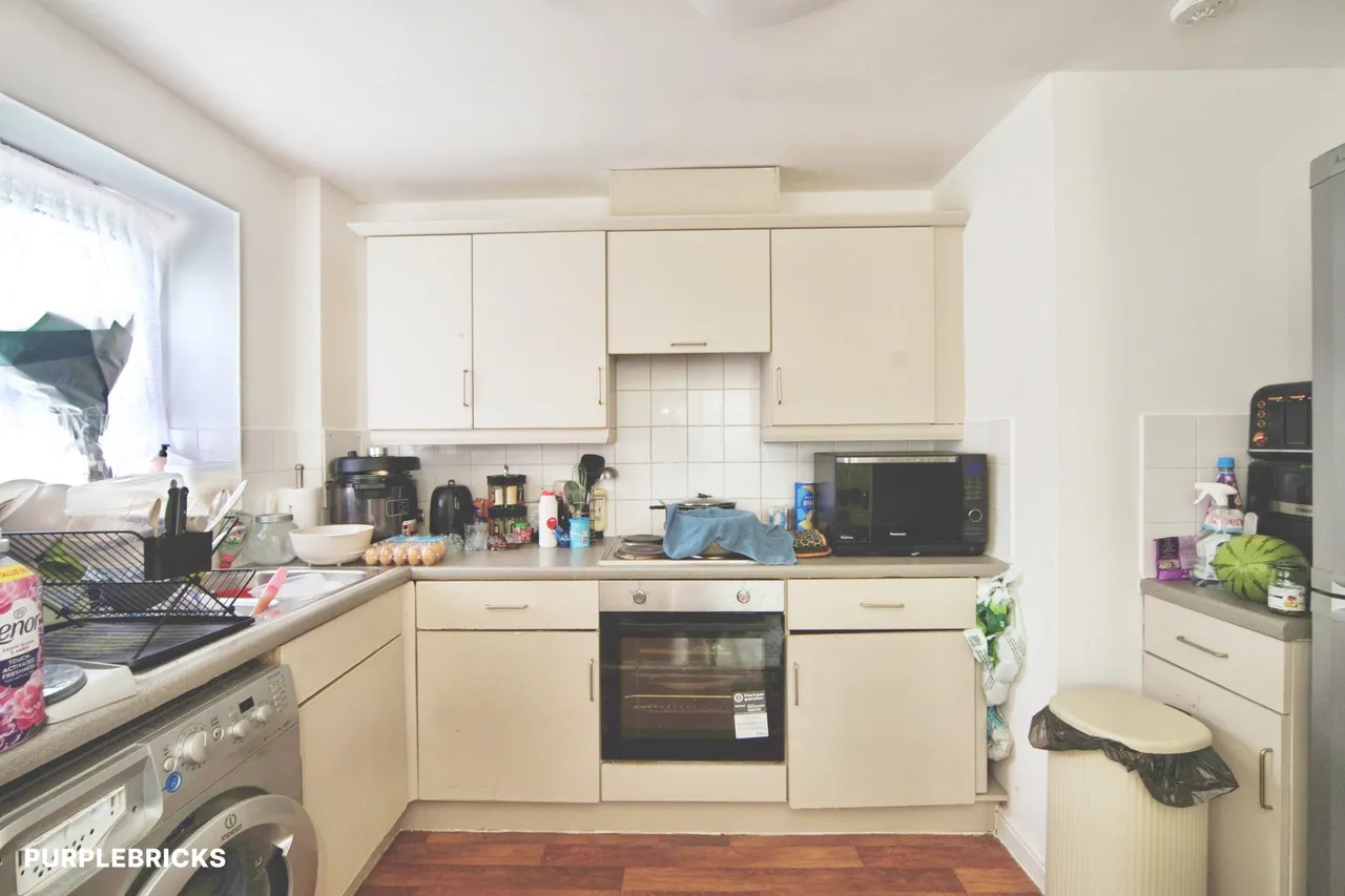Goresbrook Road, Dagenham, RM9, photo 2