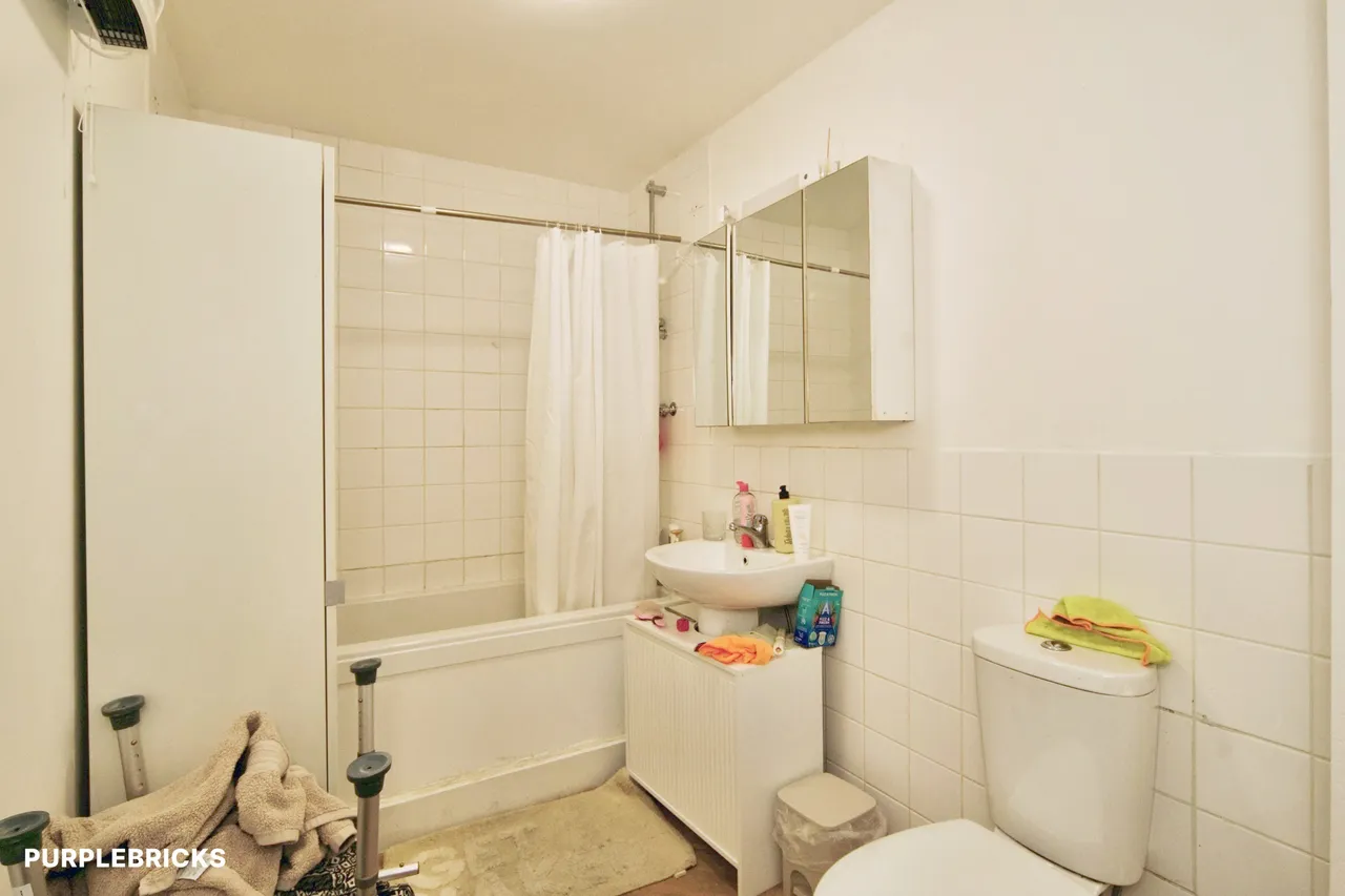 Goresbrook Road, Dagenham, RM9, photo 14