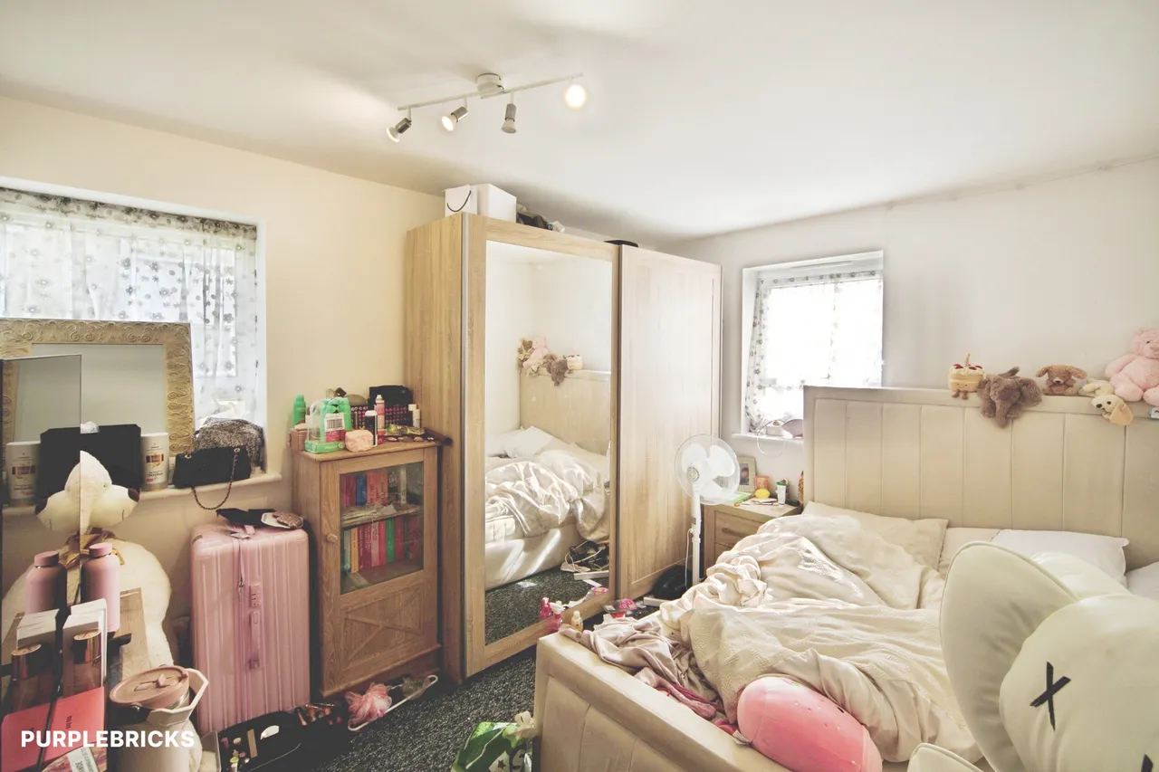 Goresbrook Road, Dagenham, RM9, photo 10