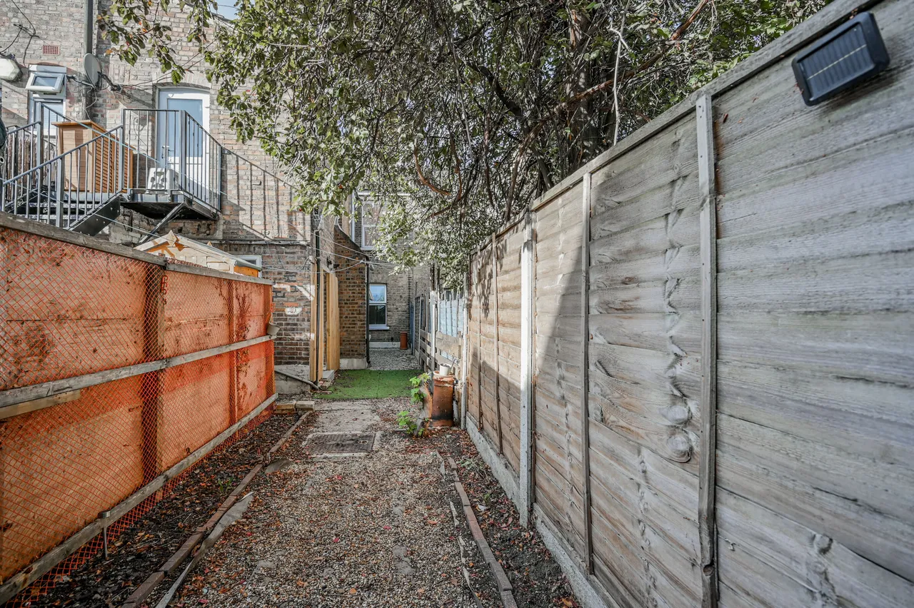 London, E17, photo 12