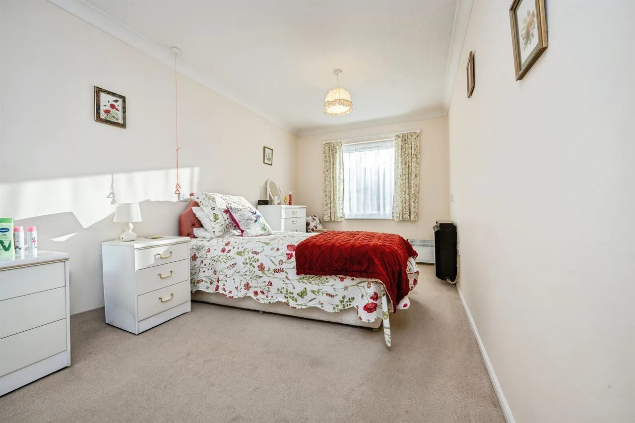 Warwick Avenue, Bedford, MK40, photo 15
