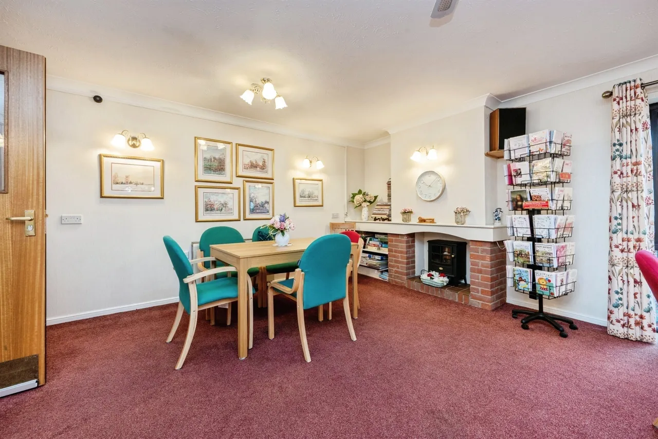 Warwick Avenue, Bedford, MK40, photo 4