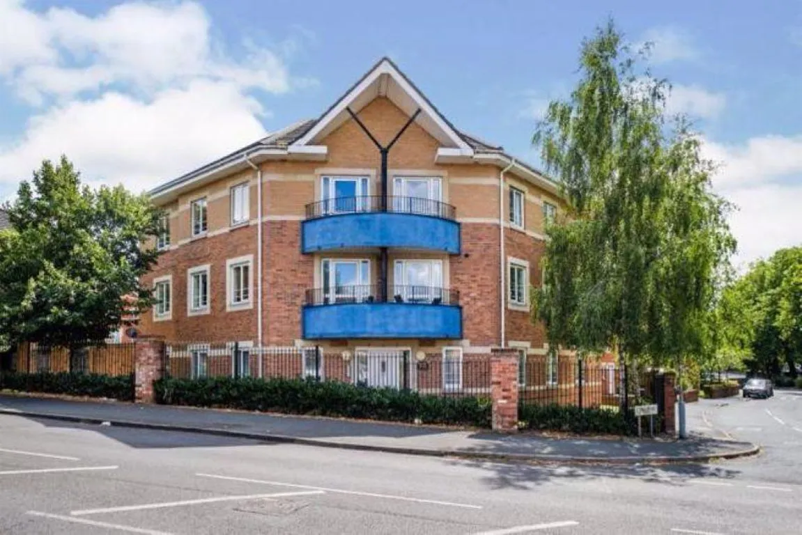 2 bed flat for sale — The Moorings, Hockley, Birmingham