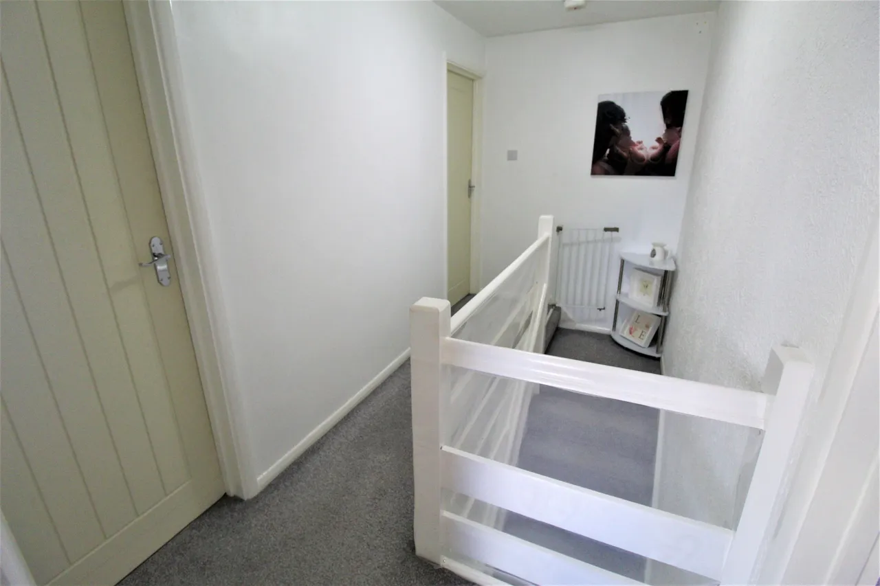 Leasway, Grays, Essex, RM16 2HH, photo 8