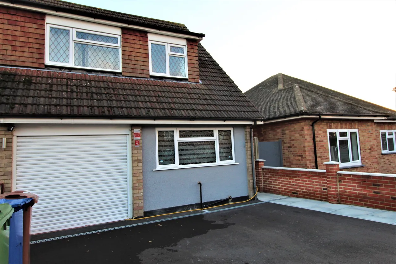 Leasway, Grays, Essex, RM16 2HH, photo 16