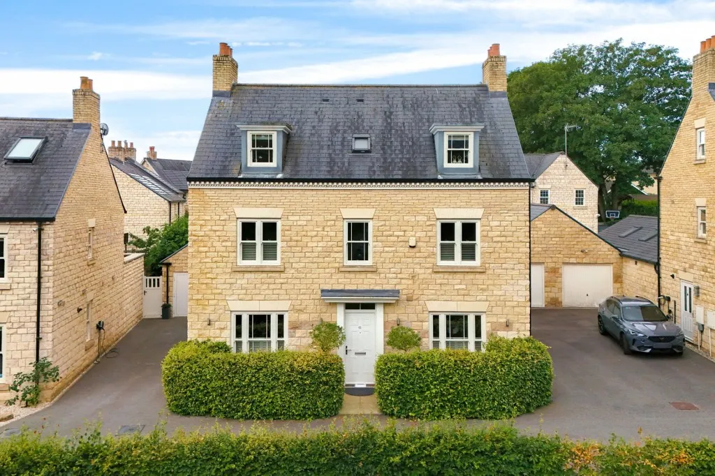 4 bed house for sale, Oxclose Road, LS23