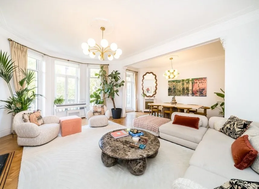 Campden Hill Road, Kensington, W8, photo 2