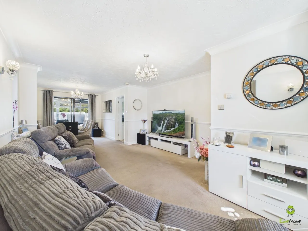 School Crescent, Crayford, DA1, photo 3