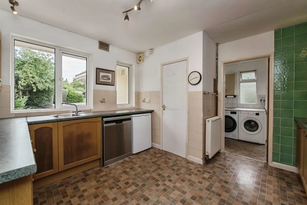 Brookfield, Whitford, EX13, photo 5