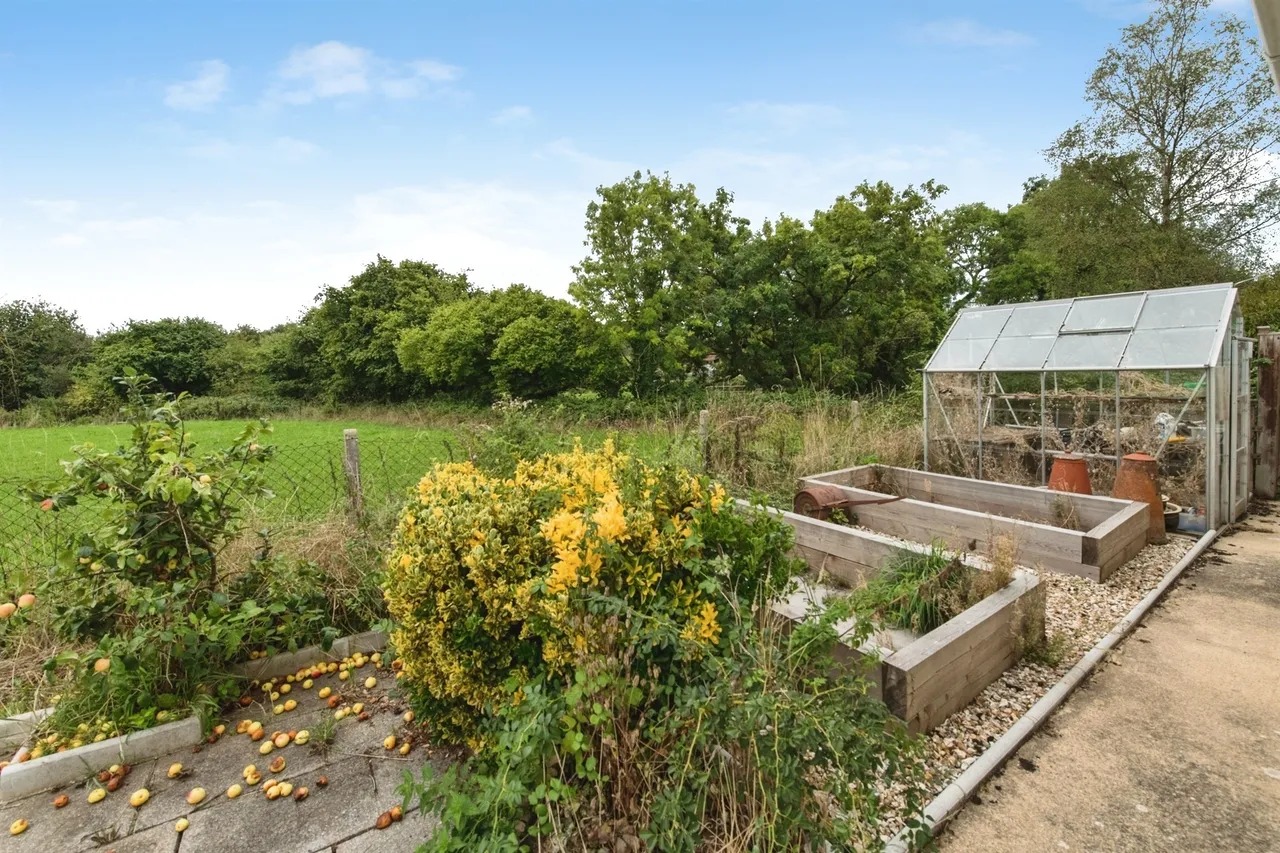 Brookfield, Whitford, EX13, photo 12