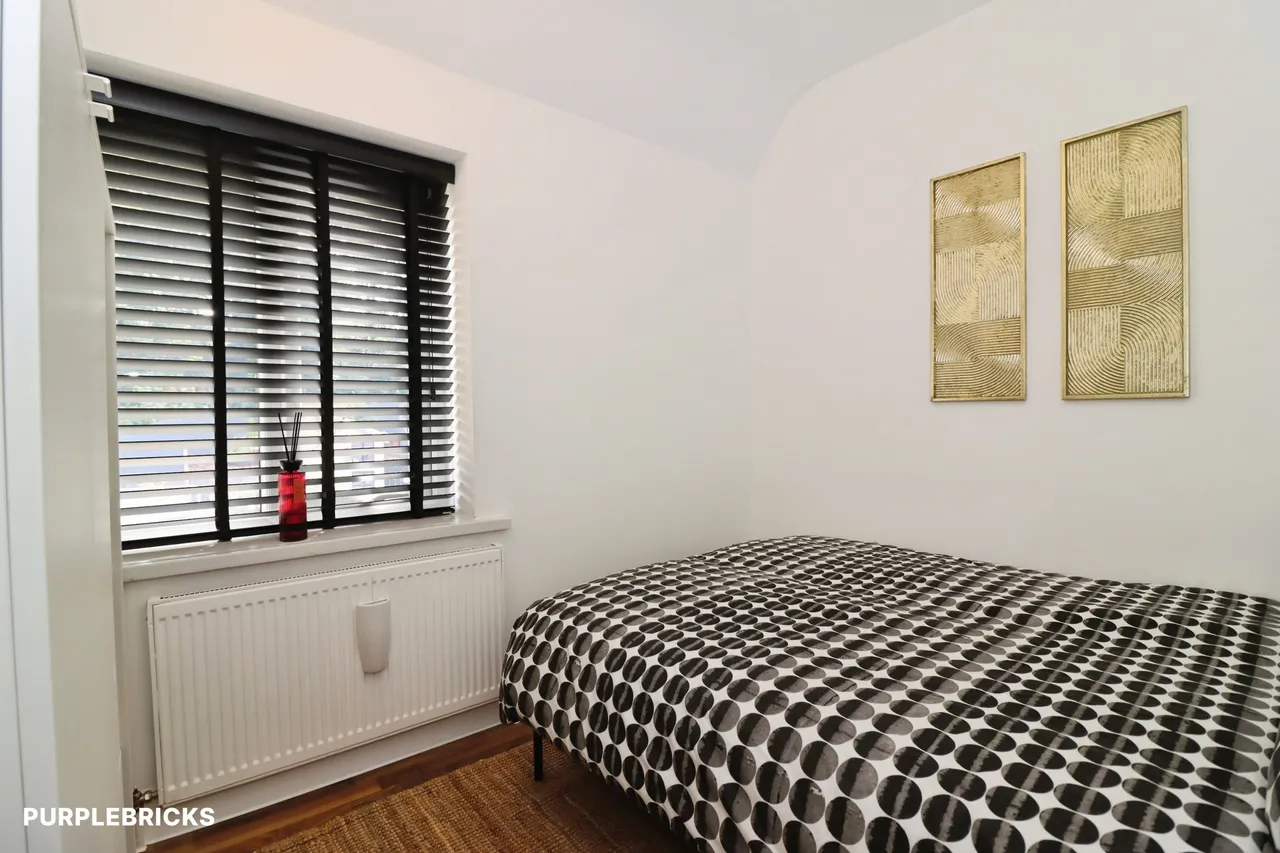 Sycamore Avenue, Chesterfield, S40, photo 18