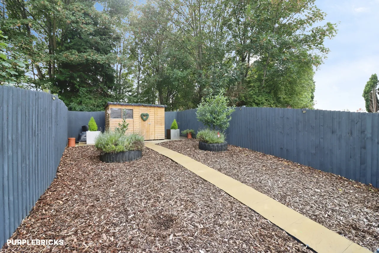 Sycamore Avenue, Chesterfield, S40, photo 24
