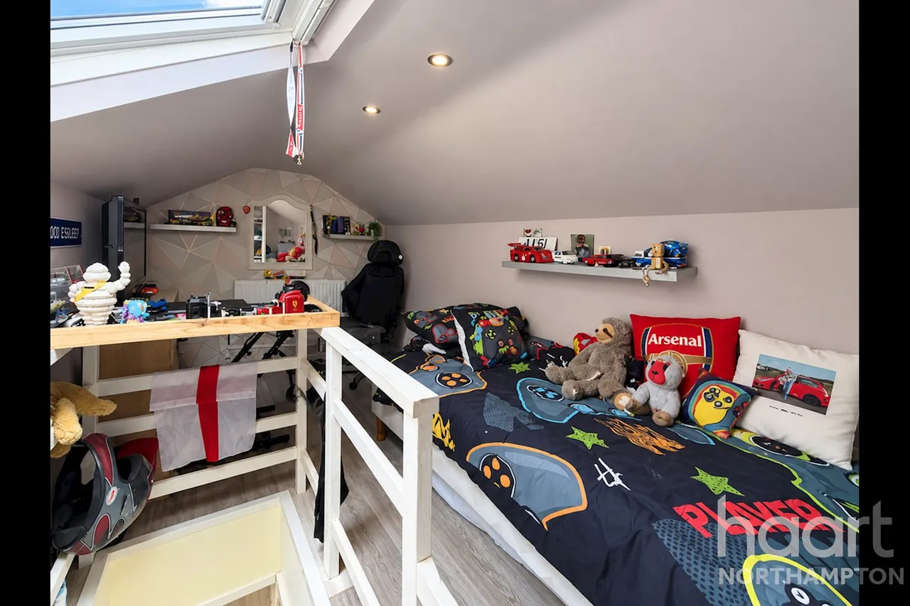 Cowgill Close, Northampton, NN3, photo 11