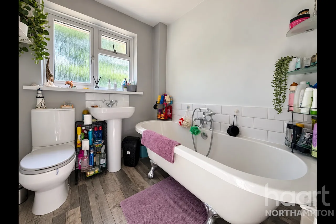 Cowgill Close, Northampton, NN3, photo 12