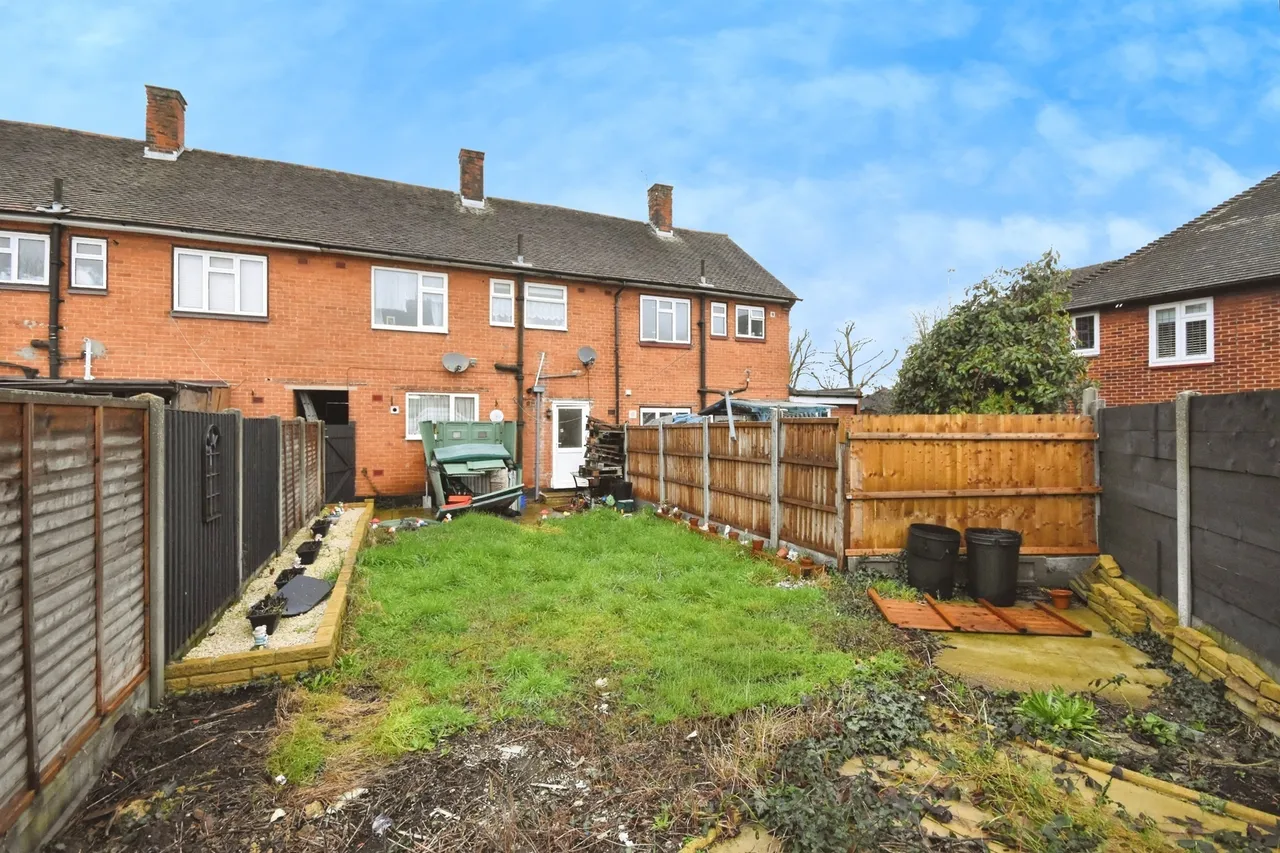 Gooshays Drive, Romford, RM3, photo 14