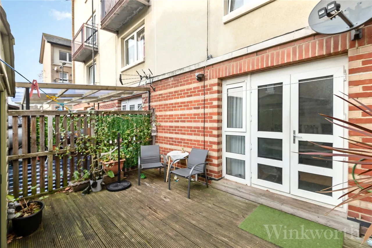 Milton Court Road, London, SE14, photo 8