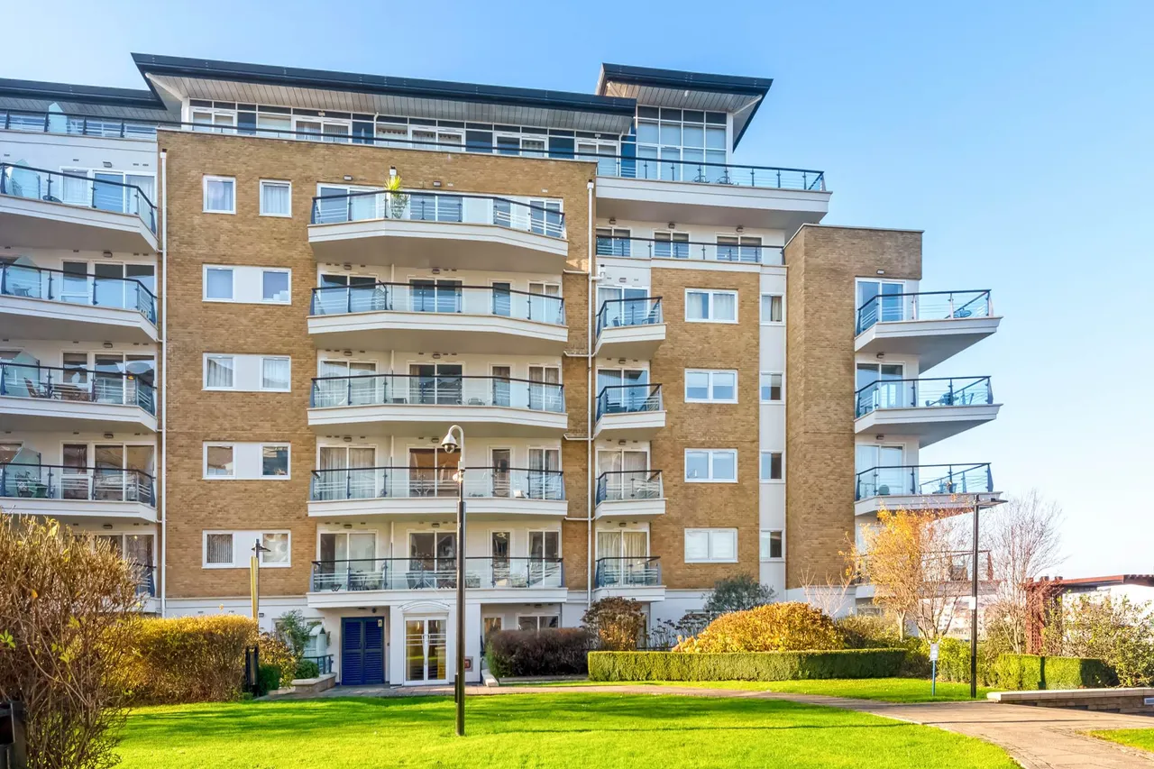 Smugglers Way, London, SW18 1EX, photo 19