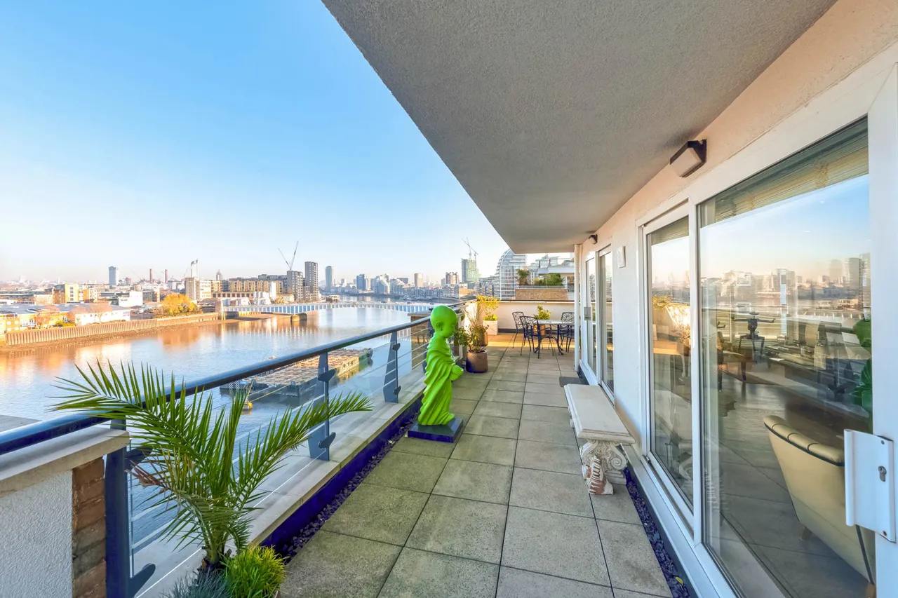Smugglers Way, London, SW18 1EX, photo 15