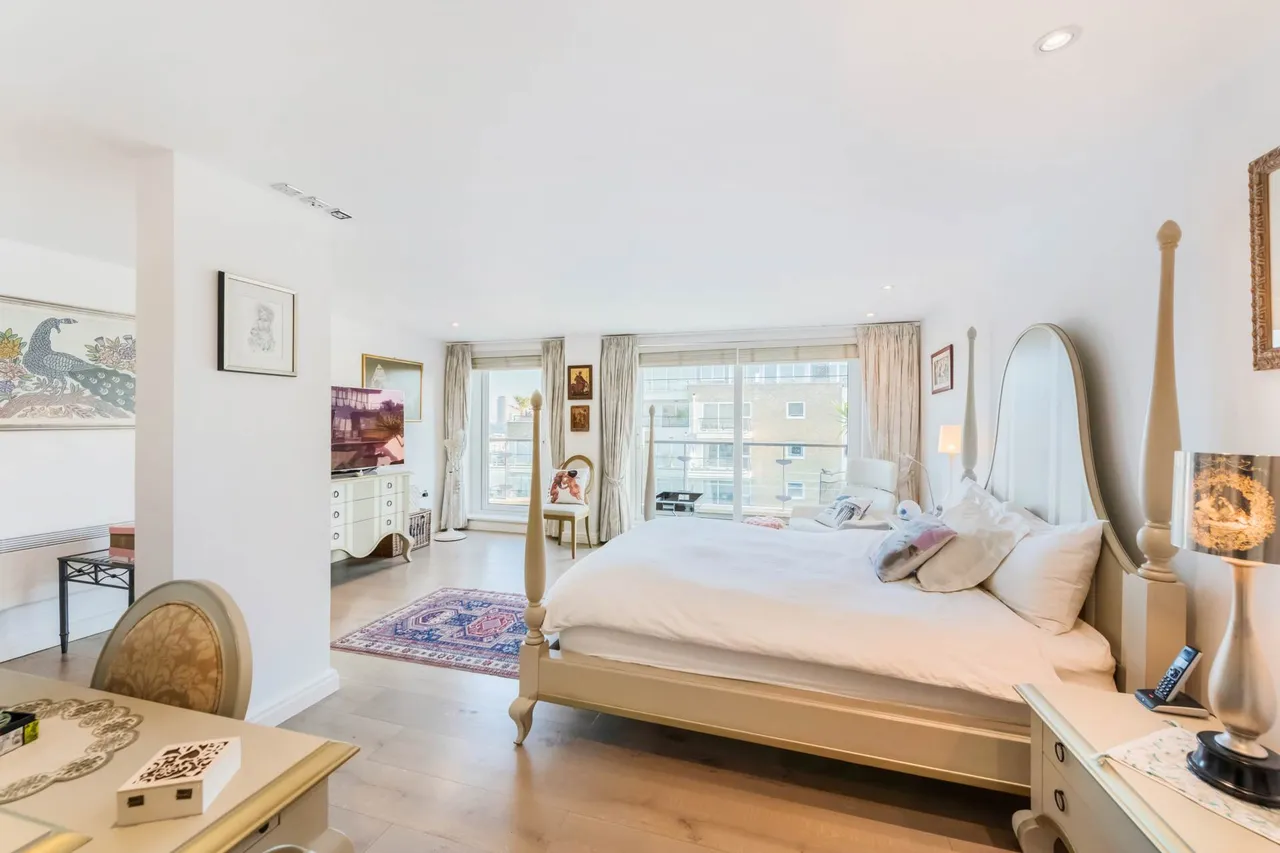Smugglers Way, London, SW18 1EX, photo 6