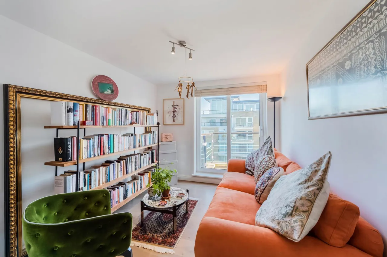 Smugglers Way, London, SW18 1EX, photo 10