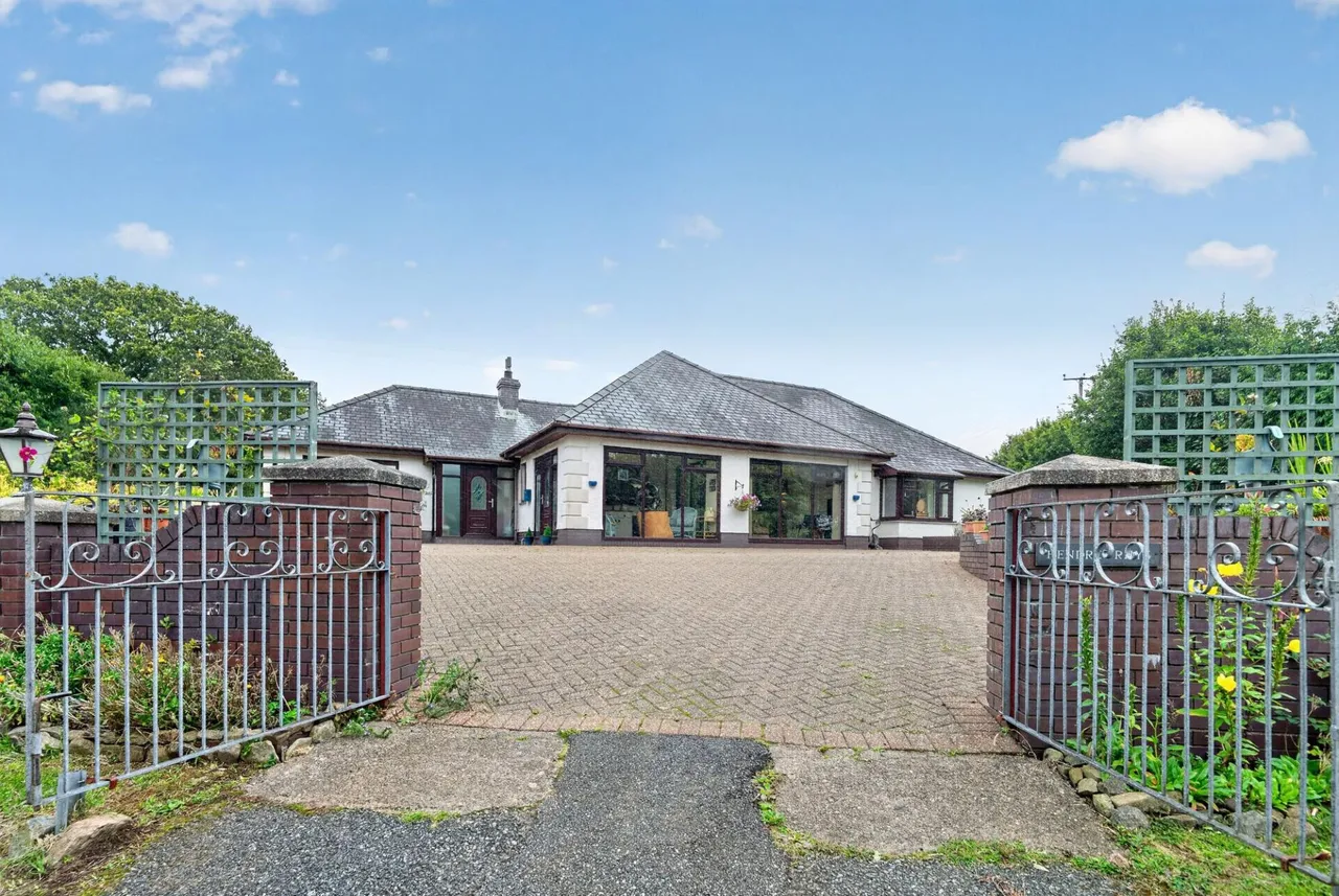 Llanarth, SA47, photo 55