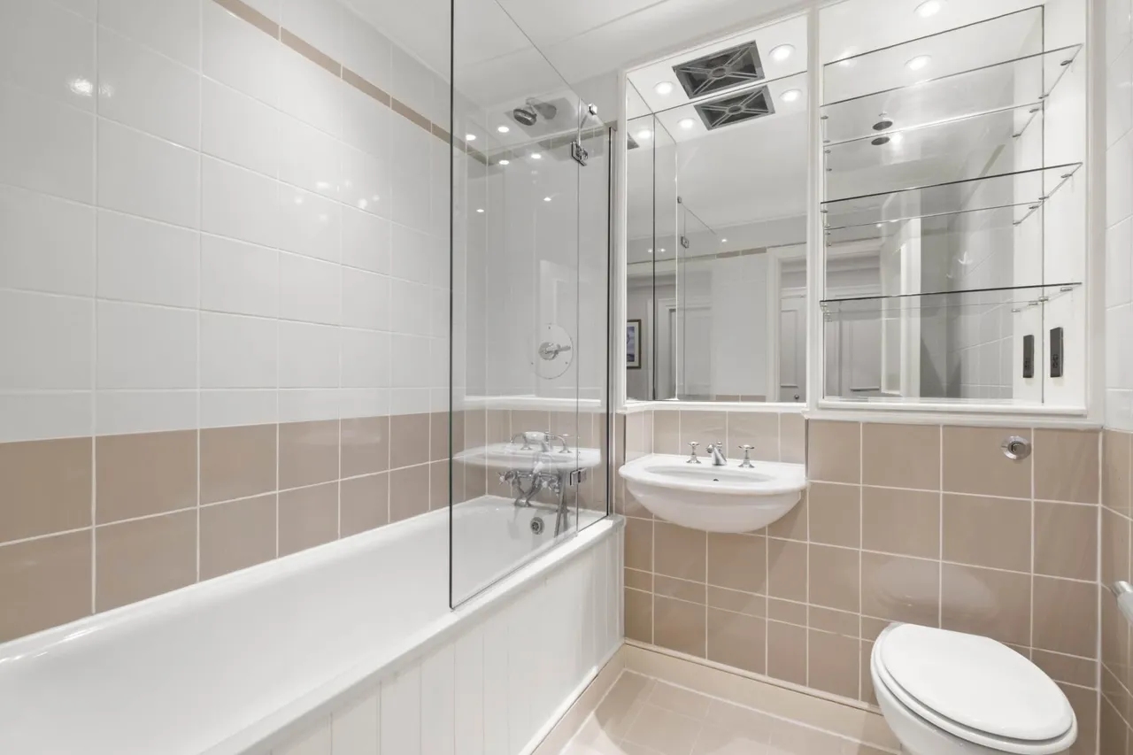 Magnolia Lodge, Kensington Green, W8, photo 12