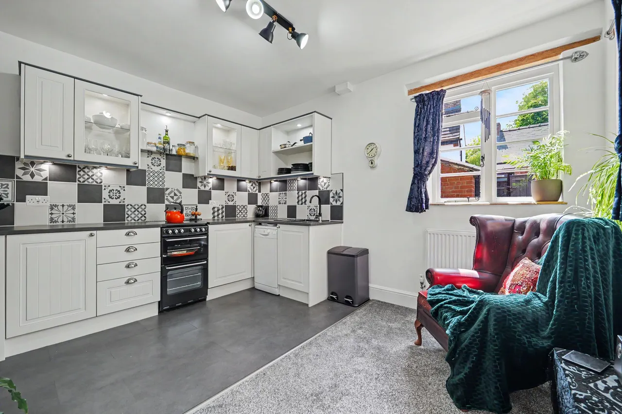 Lutterworth Road, Bitteswell, LE17, photo 10