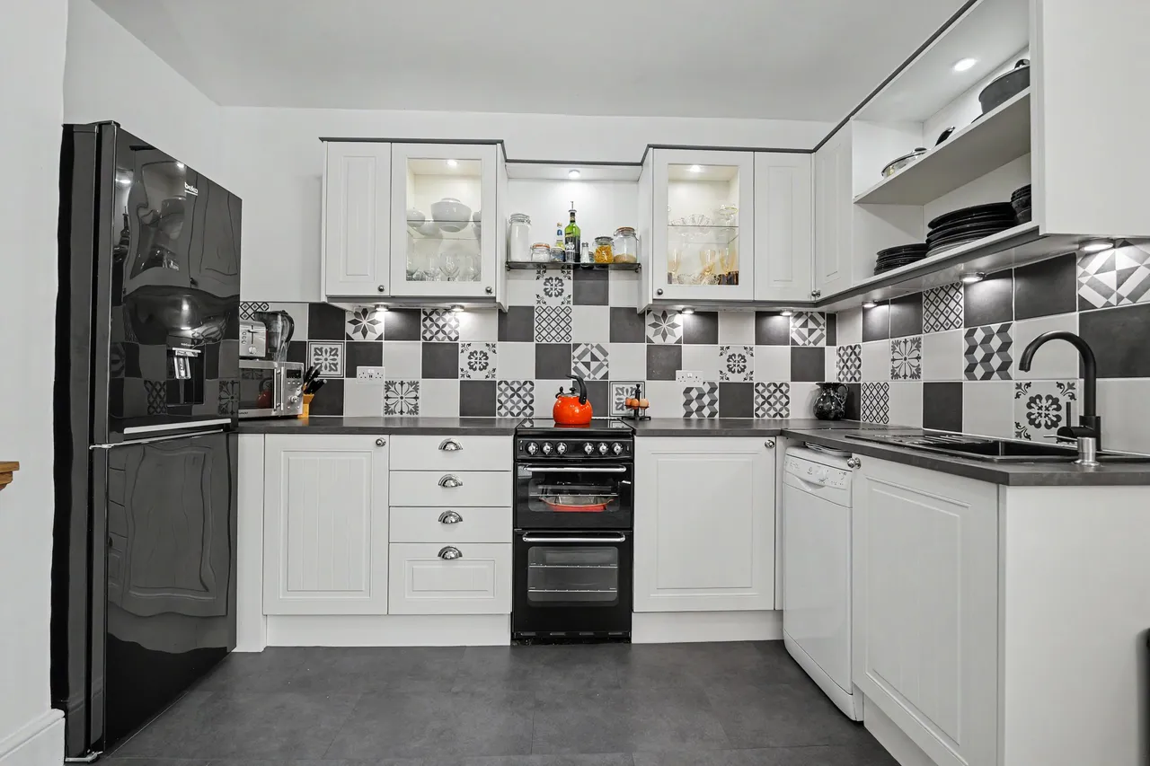 Lutterworth Road, Bitteswell, LE17, photo 11
