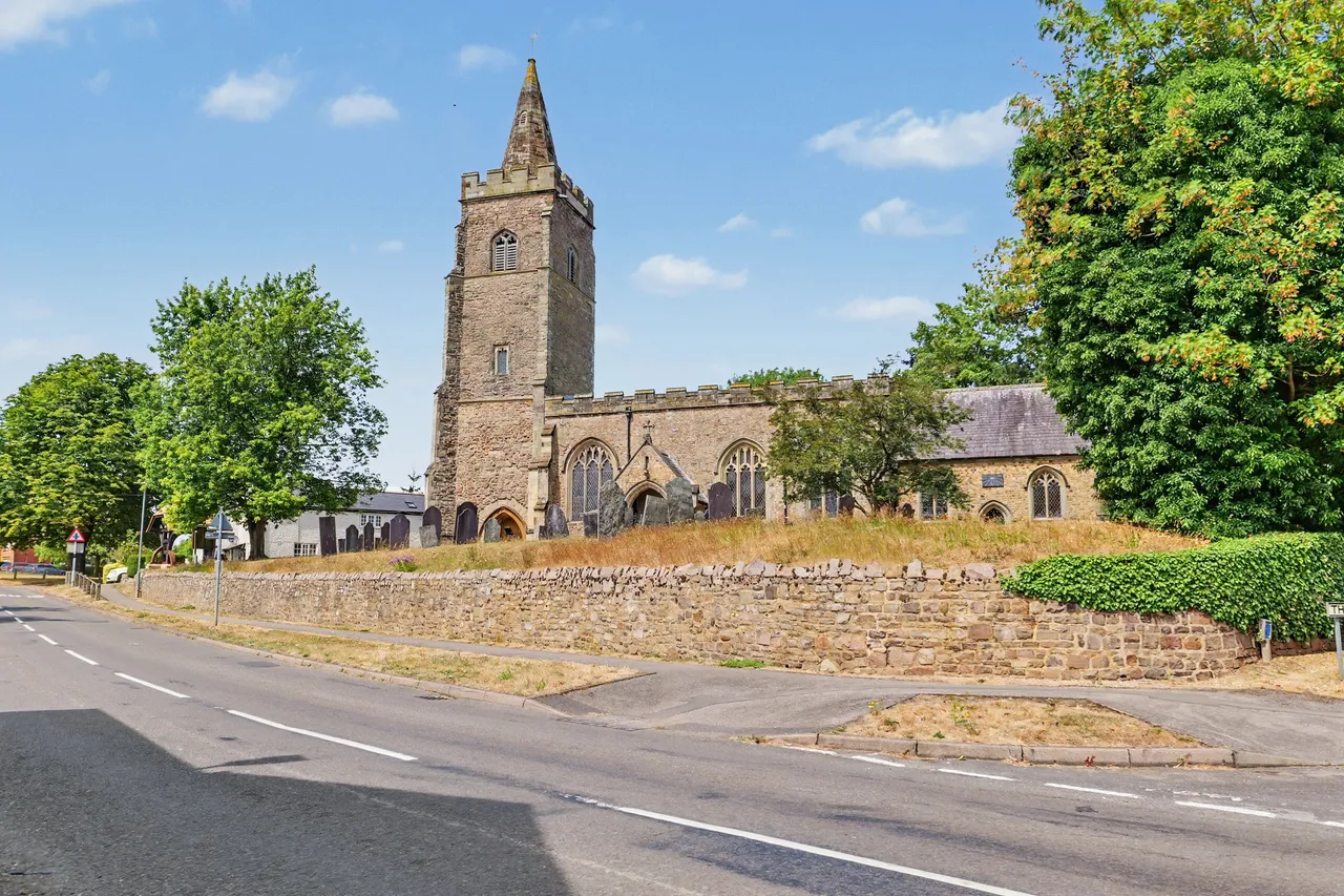 Lutterworth Road, Bitteswell, LE17, photo 25