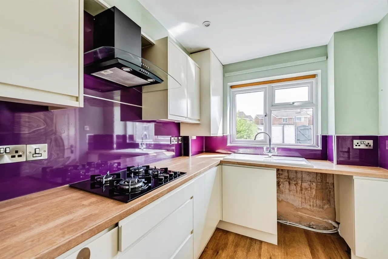 Sedgebrook, Swindon, SN3, photo 8