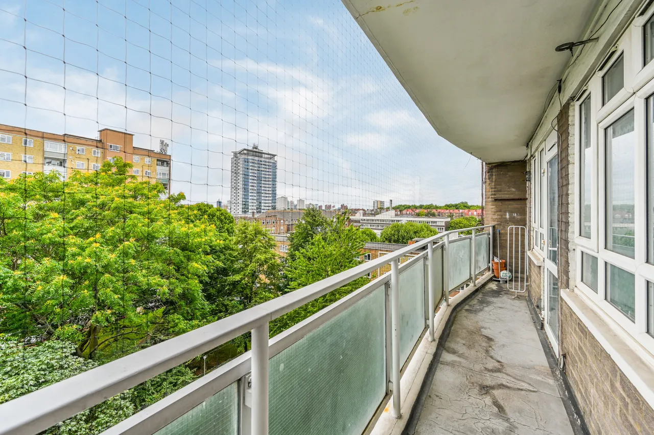 37 Macdonald House, Dagnall Street, London, photo 4