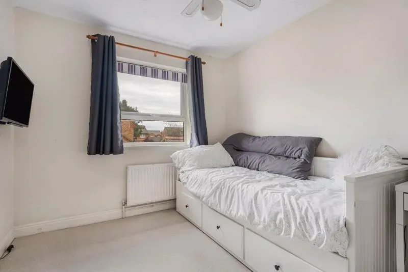 Bowland Drive, Emerson Valley, Milton Keynes, Buckinghamshire, MK4 2DN, photo 15