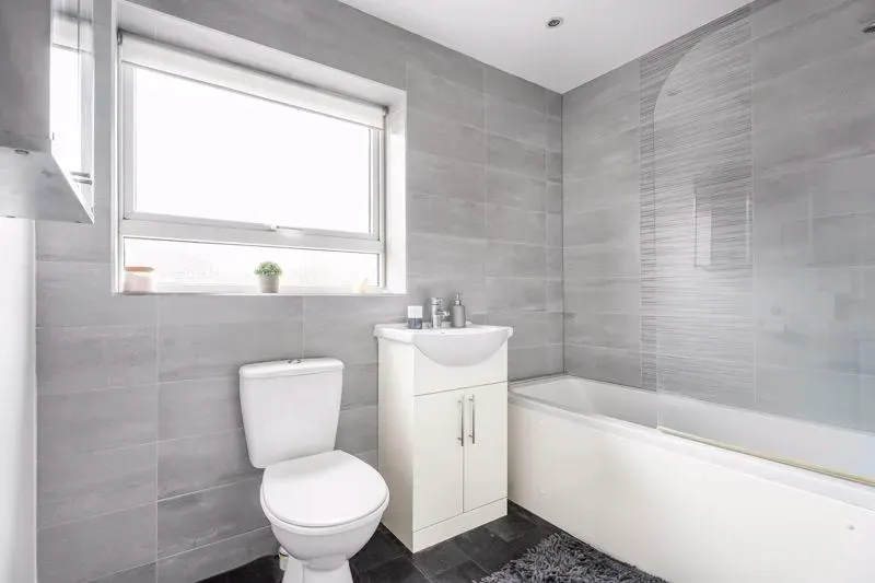 Bowland Drive, Emerson Valley, Milton Keynes, Buckinghamshire, MK4 2DN, photo 9