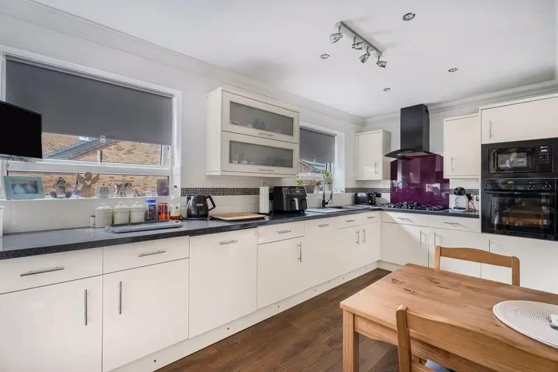 Bowland Drive, Emerson Valley, Milton Keynes, Buckinghamshire, MK4 2DN, photo 14