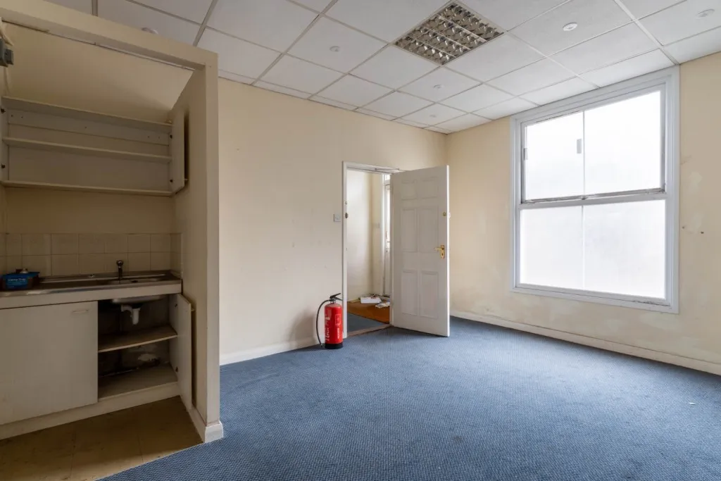 Milton Road, Gravesend, DA12, photo 21