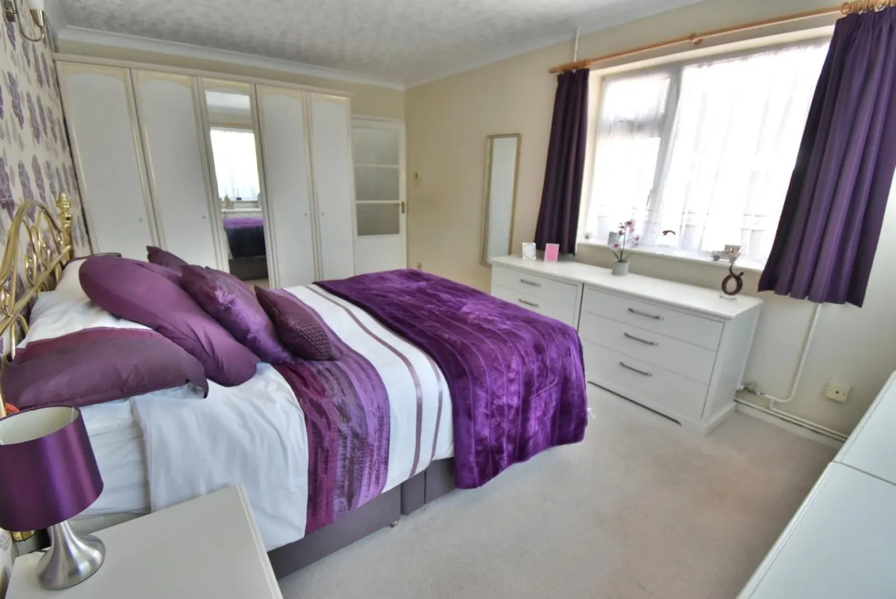 Holloway Avenue, BH11, photo 10