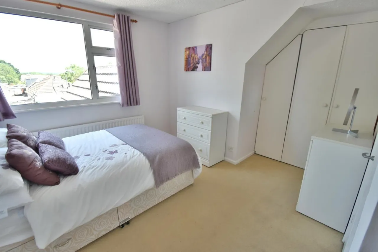 Holloway Avenue, BH11, photo 16