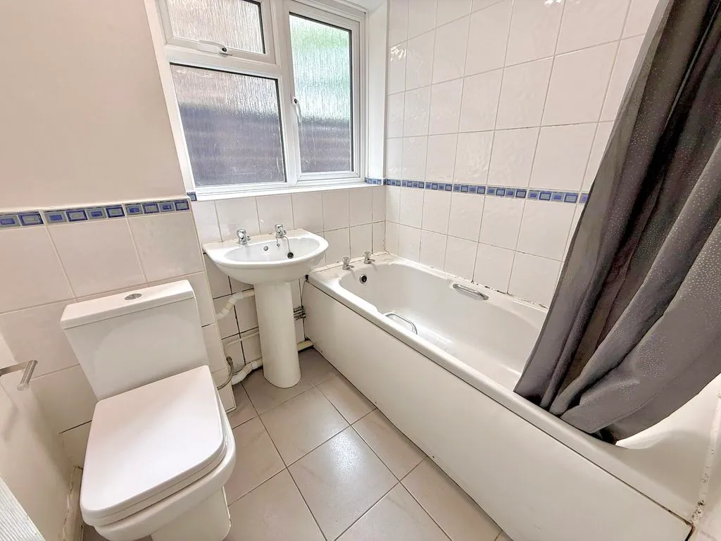 Bunhill Close, Dunstable LU6 1TH, photo 7