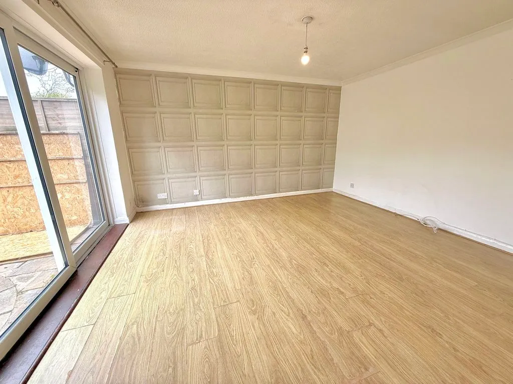 Bunhill Close, Dunstable LU6 1TH, photo 4