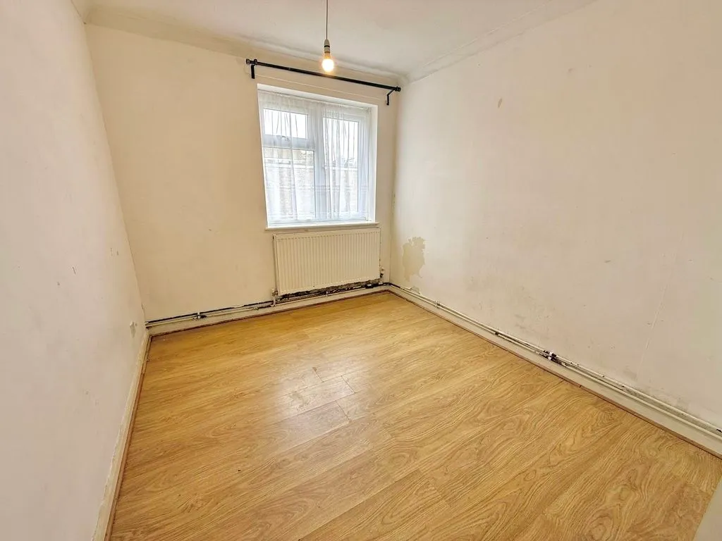 Bunhill Close, Dunstable LU6 1TH, photo 6