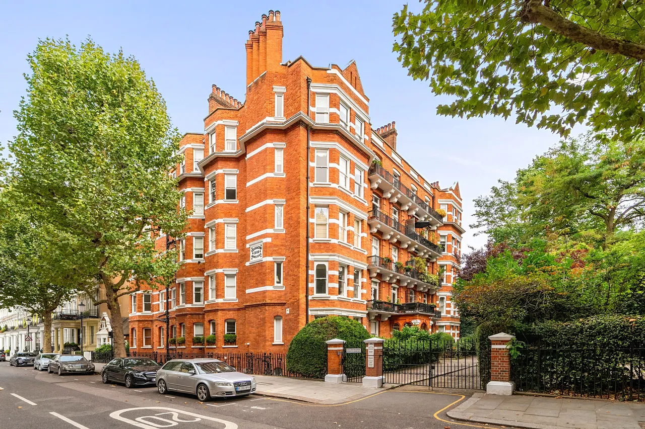 2 bed flat to rent — 53a Kensington Mansions, Trebovir Road, London