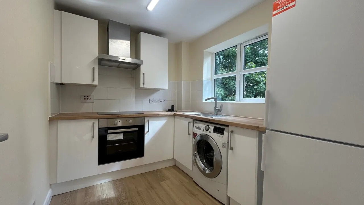 Rose Kiln Lane, Reading, RG1, photo 3