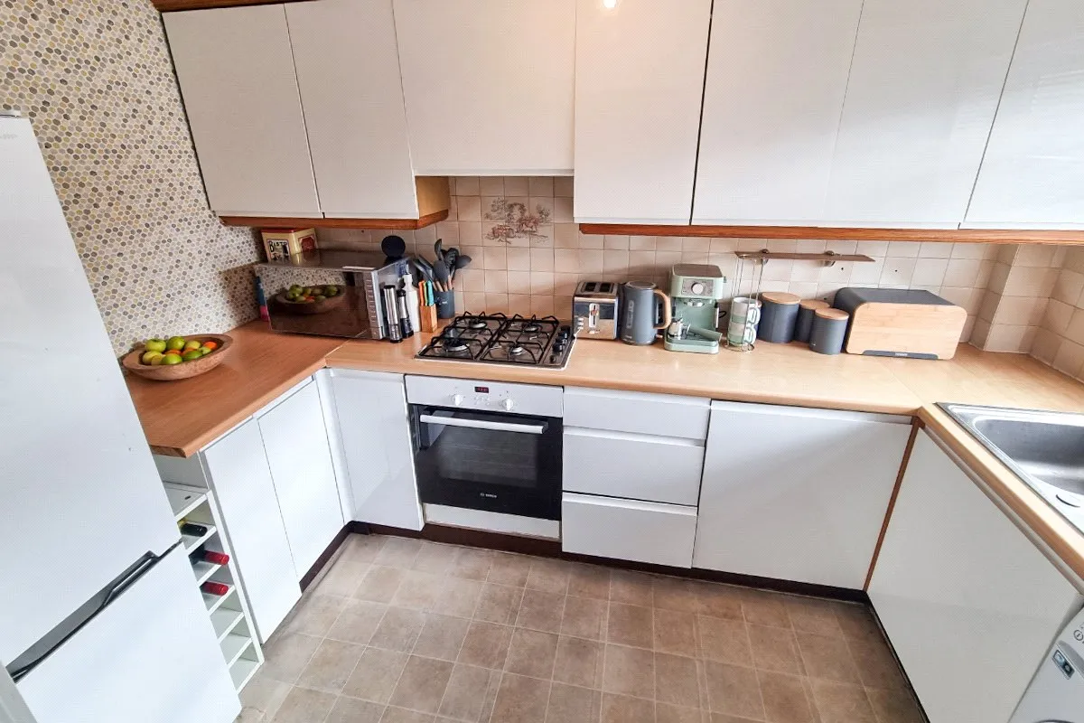 Loddon Way, Ash, Guildford, Surrey, GU12 6NT, photo 4