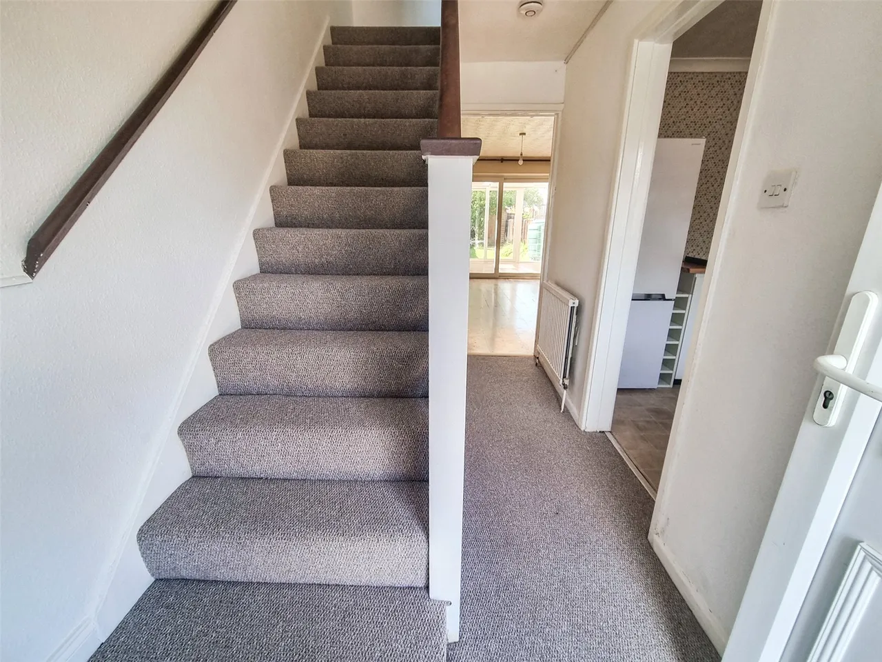 Loddon Way, Ash, Guildford, Surrey, GU12 6NT, photo 5