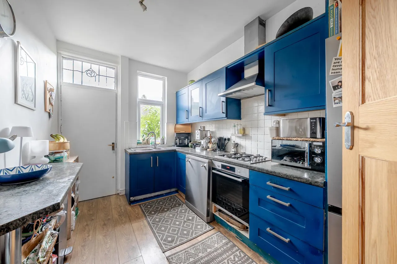 Potternewton Lane, Chapel Allerton, LS7, photo 5