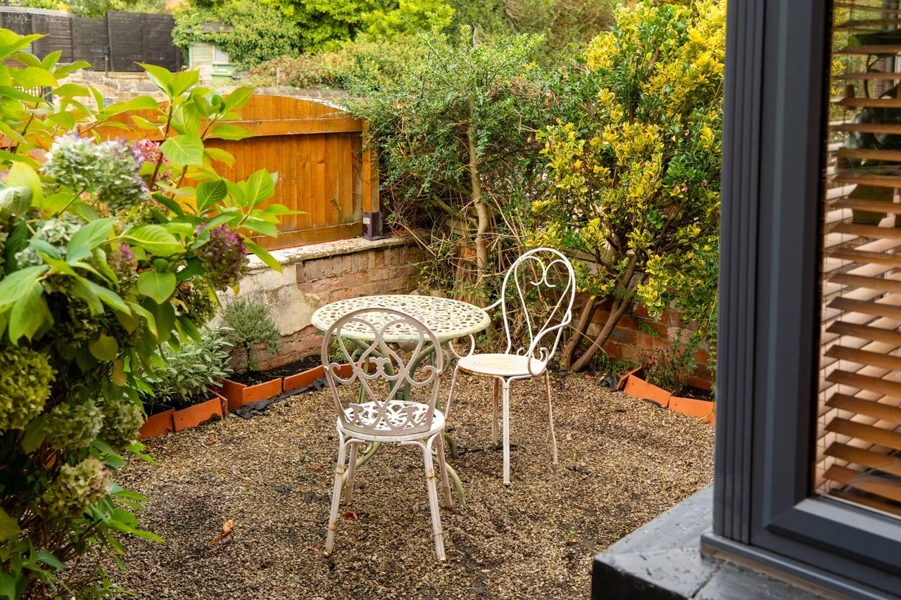 Potternewton Lane, Chapel Allerton, LS7, photo 13
