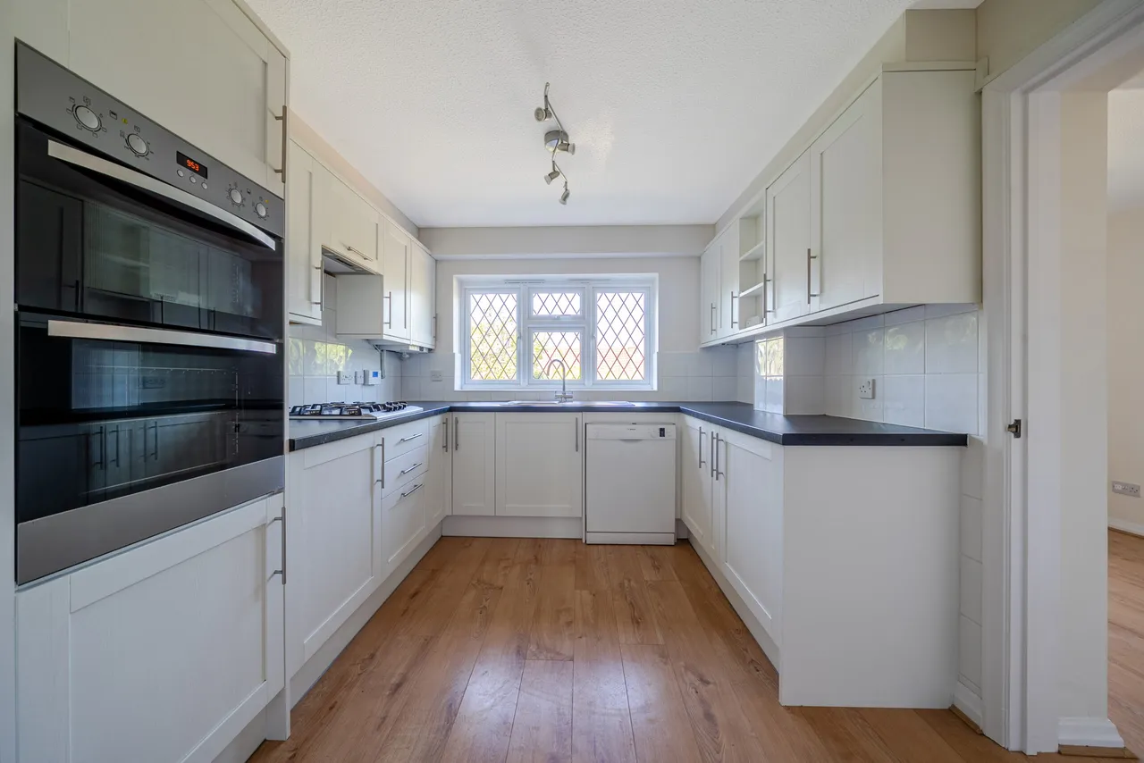 Fox Dene, Godalming, GU7, photo 2